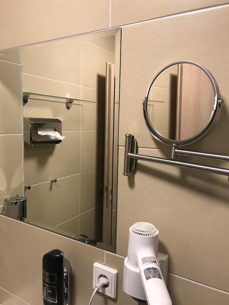 Sleephotels Hamburg Eksteriør bilde