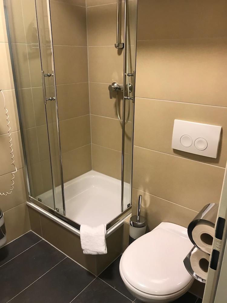 Sleephotels Hamburg Eksteriør bilde